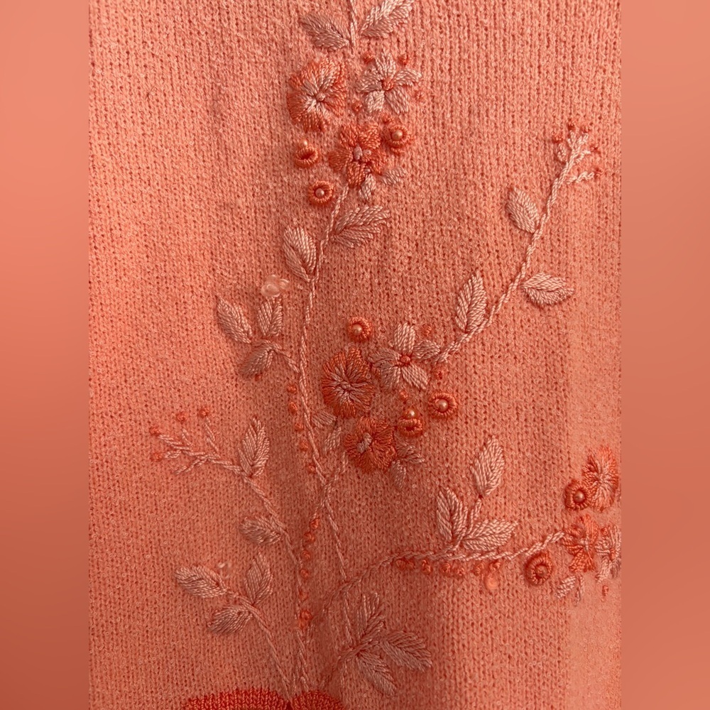 Vintage Goldie Short Sleeve Knit Tee Peachy Keen Embroidered Floral Beaded M - Picture 10 of 10